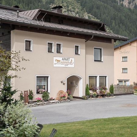 Bed and Breakfast Haus Margret Sankt Leonhard im Pitztal Exterior foto